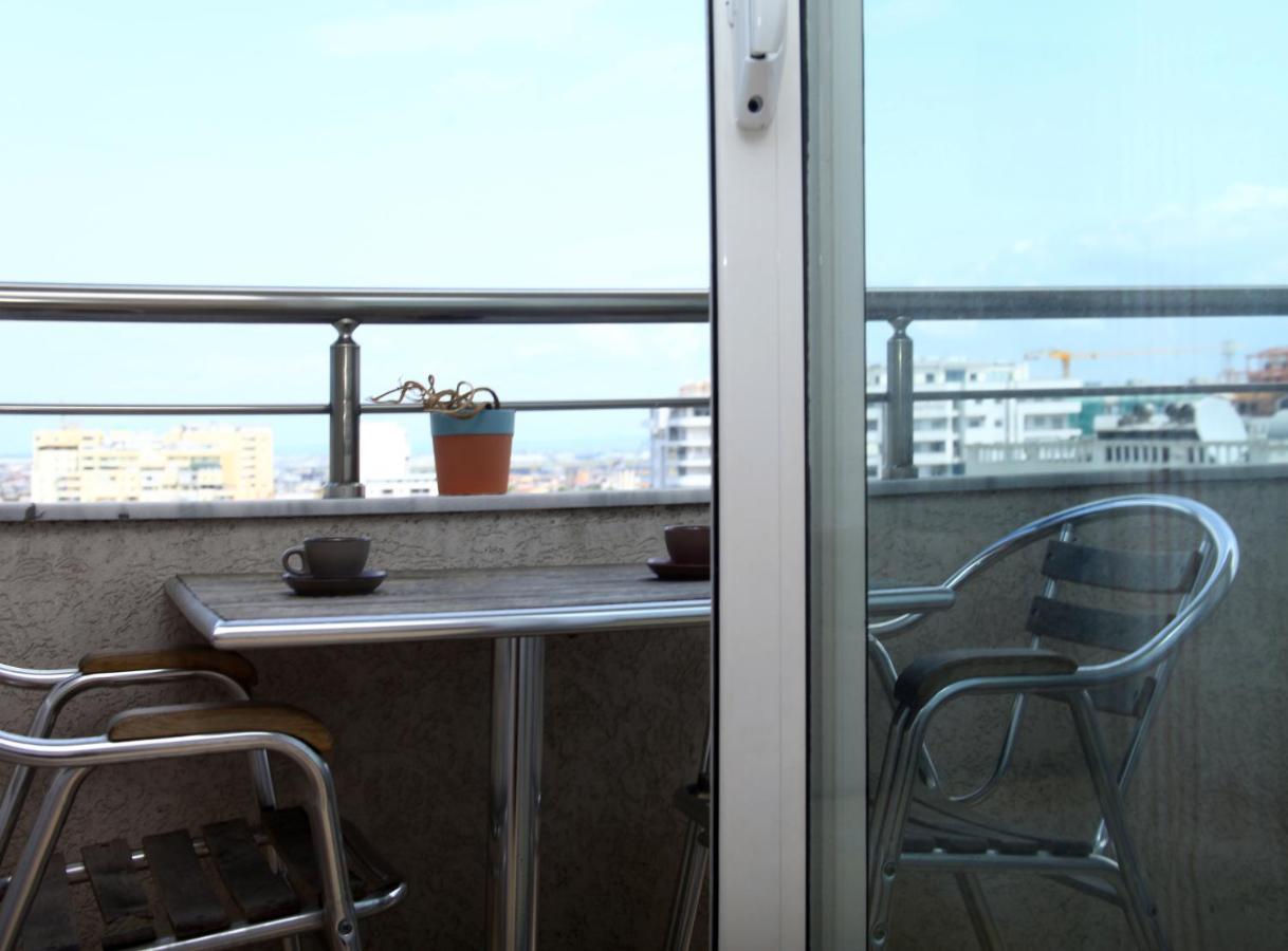 Beautiful Apartment At Port Side! Durres Exterior photo